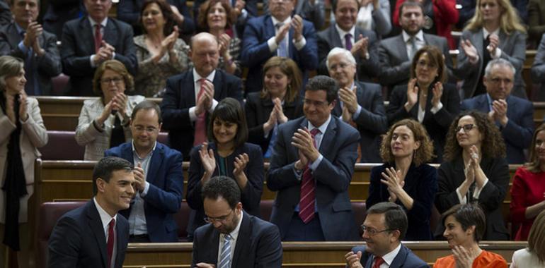 El debate de investidura prosigue mañana con estreno de Iglesias y Rivera