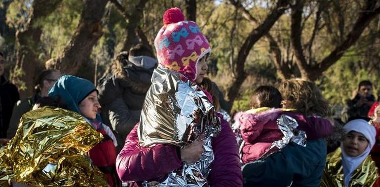 La UE va dar a Grecia hastal 12 de mayu pa rexistrar a tolos inmigrantes del país