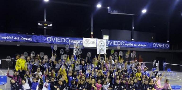 Intenso fin de semana deportivo del Bádminton Oviedo