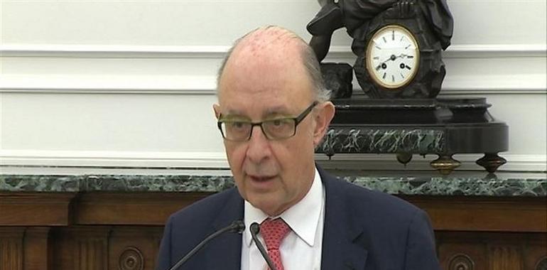 Montoro anuncia 10.000 M€ más para las Autonomías y que a ver si cumplen