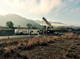 Al menos 11 muertos tras volcar un autobús en Tarragona