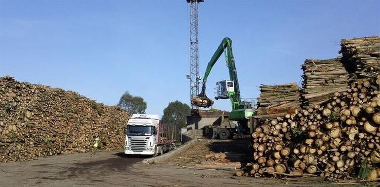 UITA anuncia paro indefinido del transporte de Ence hacia el puerto de Ribadeo