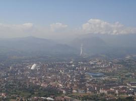 Ecoloxistas alertan de contaminación aérea por benceno en Oviedo