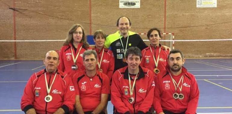 Brillante participación del Club Bádminton Riosa en el Campeonato de Veteranos 