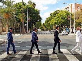 Los escarabajos llegan a Oviedo con su ¡Qué noche la de aquel día! en homenaje a The Beatles