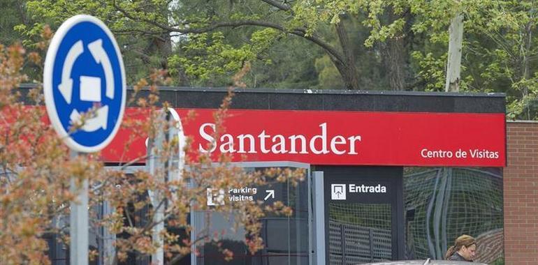 El Santander anuncial zarru dhasta 450 oficines mientres lañu