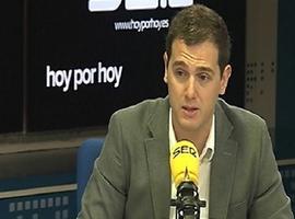 Albert Rivera: lo "menos malo" ye un Gobiernu PSOE-Cs y pactos puntuales con PP o Podemos