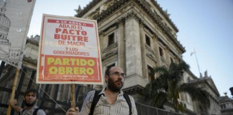 Argentina se ve obligada a aplazar el pago a los fondos buitre