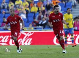 El Sporting empató (1-1) frente a la UD Las Palmas y espera ahora al Sevilla