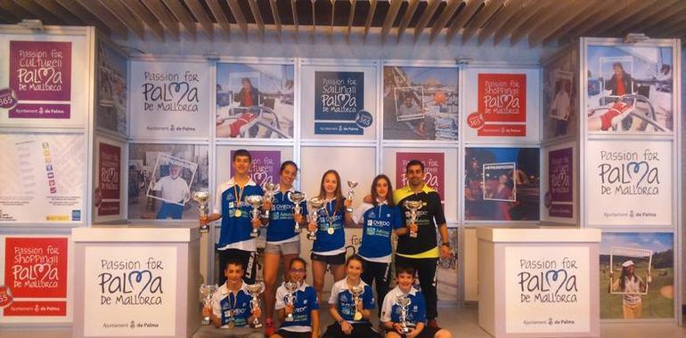 5 oros, 4 platas y 3 bronces para el Bádminton Oviedo en el Nacional de Palma de Mallorca