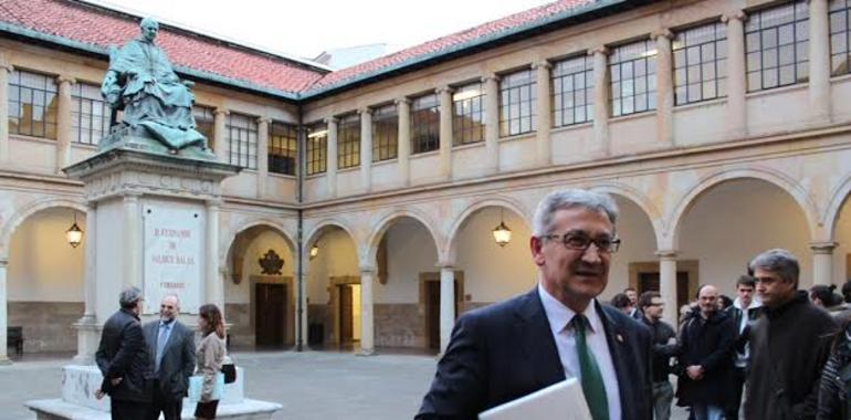 Santiago García Granda es el nuevo rector de la Universidad de Oviedo 