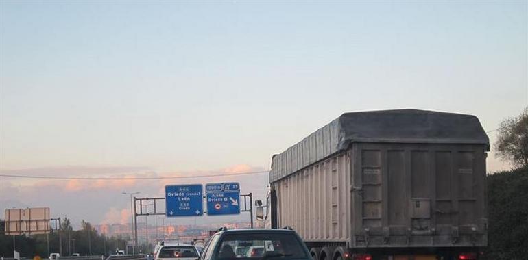 32 accidentes en las carreteras asturianas con 1 herido grave y 10 leves