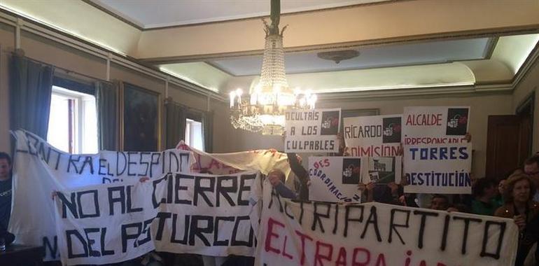 La Plataforma contra el cierre acusa al ayuntamiento de falsear los costes de El Asturcón