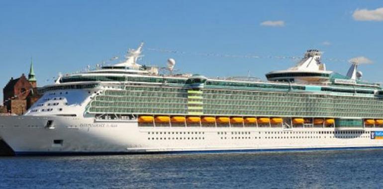 Independence of the Seas atraca este lunes en El Musel, con 5.600 ocupantes