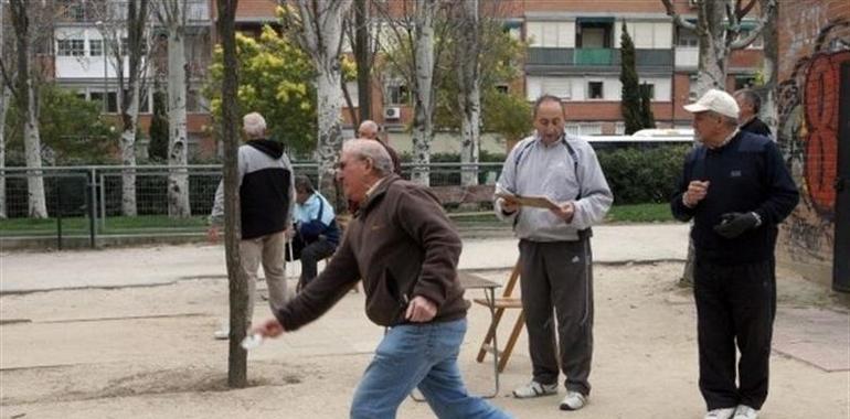 8 regiones españolas debaten desde hoy sus políticas demográficas en Santiago de Compostela