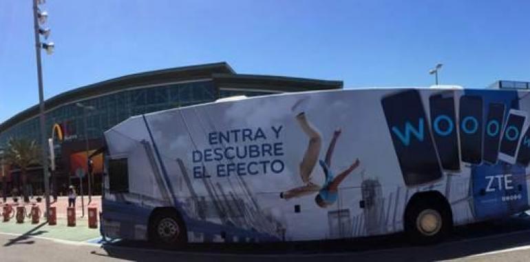 El bus Tour del fabricante de smartphones ZTE llega a Gijón