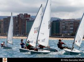 El sábado arranca el trofeo de verano de Vela Ligera