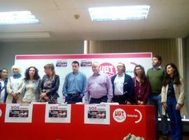 Sos Refugiados de UGT y CCOO en Asturias contra la "verguenza" de la situación actual