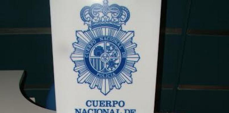 Detenida en Oviedo una cuidadora por robo de miles de euros en joyas