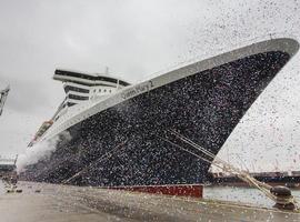 El “Queen Mary 2” luce en southampton completamente reformado