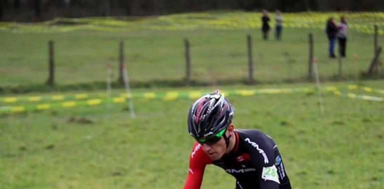 Ciclismo: Richard Brun, campeón de Asturias junior