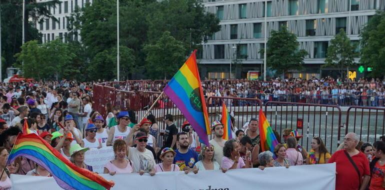 Manuela Carmena, orgullosa de ser la alcaldesa de la ciudad del orgullo