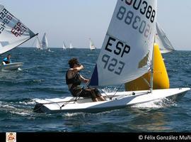 Daniel Menéndez se proclama Campeón de Asturias de Laser Radial