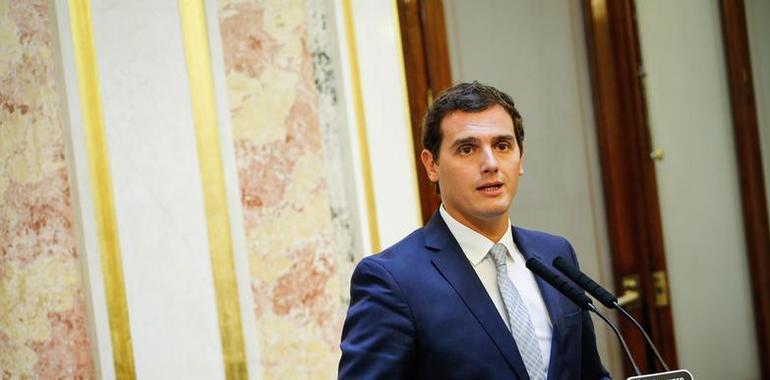 Ciudadanos obvia el pacto del PP con el separatismo y culpa al PSOE