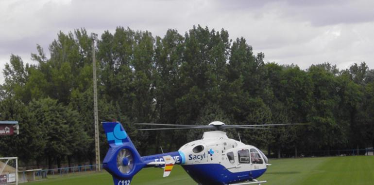 Evacuado el piloto de un parapente herido tras sufrir una caída