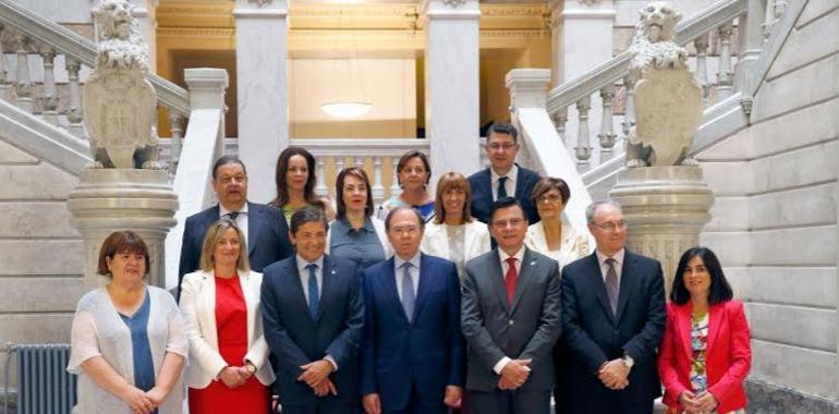 Los Parlamentos españoles defienden en Oviedo los derechos ciudadanos