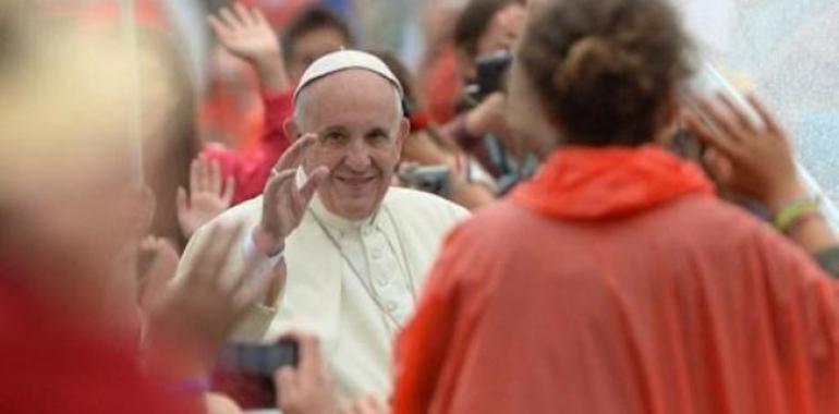 Papa Francisco llama a la juventud a "soñar" y "rebelarse" para cambiar el mundo 