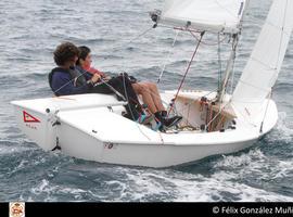 Jaime Álvarez-Hevia y Juan García-Ovies, campeones de Asturias de Snipe