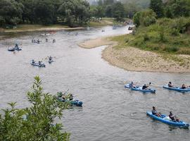 Evacuada una mujer que se rompió la pierna bajando el Sella en canoa