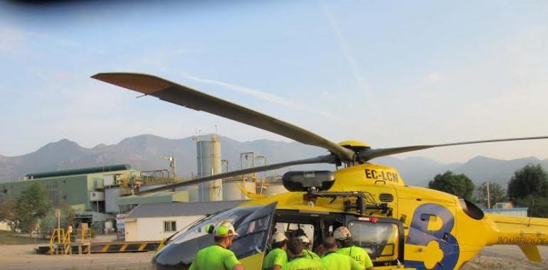 Hospitalizado un minero de Boinás gravemente herido en accidente laboral