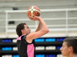 El Oviedo Baloncesto vuelve a la pelea hecho un bloque