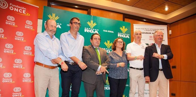 El equipo ciclista Caja Rural-Seguros RGA presenta su ‘Iniciativa Solidaria’ en favor de la ONCE