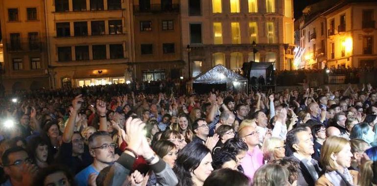 SanMateo: La “vieja” musica colapsa la plaza de la Catedral