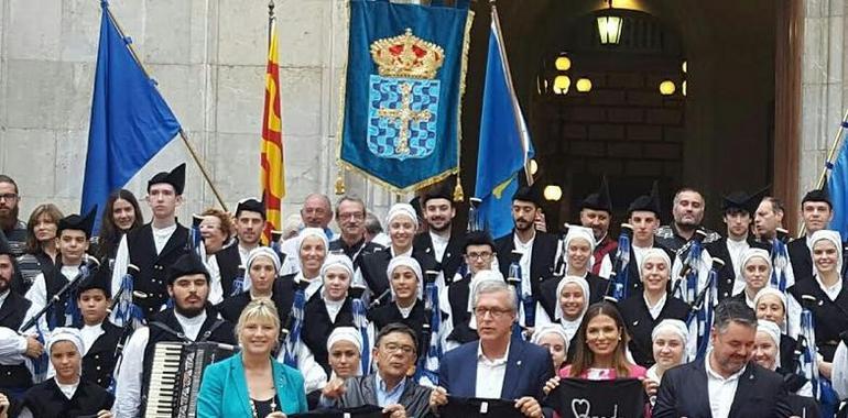 Las bandas de gaitas Ciudad de Oviedo y Vetusta en Tarragona y Barcelona