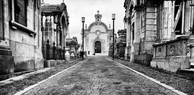 El cementerio de La Carriona, en la ruta Halloween de Hertz España