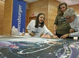 Asunción, vecina de Cudillero, ingeniera del puzle más grande del mundo