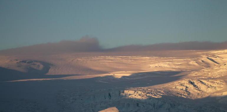 UniOvi vigila el enfriamiento de la Península Antártica 