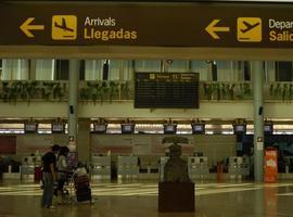 Foro celebra la bajada de las tasas aeroportuarias hasta 2021