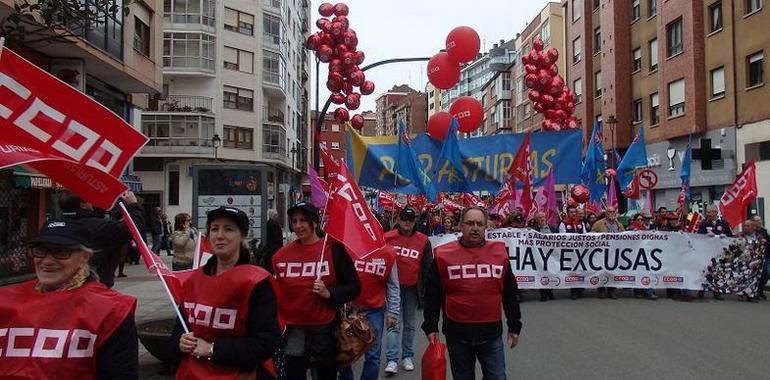 Multitudinario 1 de Mayo en Avilés y Oviedo