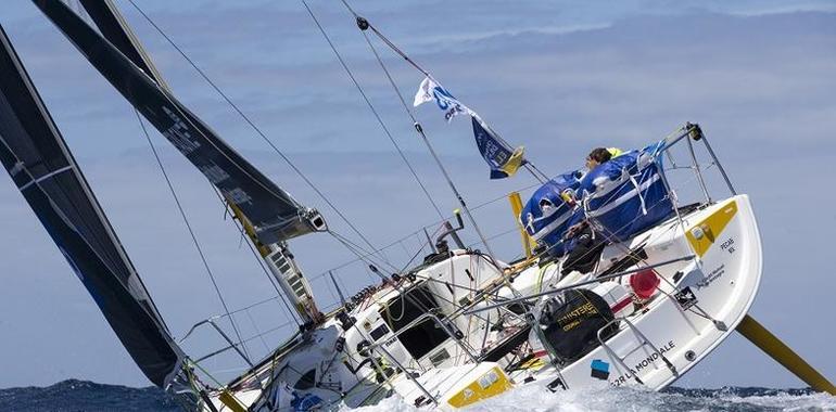 Gijón espera esta noche a la Solitaire URGO Le Figaro 