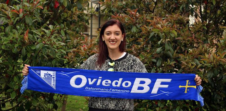 El Oviedo Balonmano Femenino presenta a Estefanía, su primera incorporación