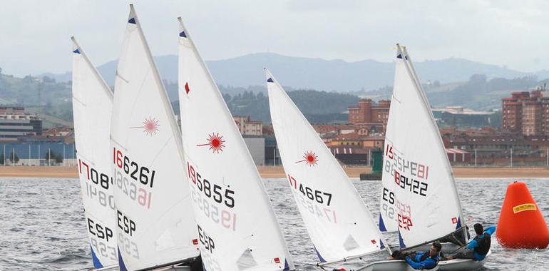 El sábado arranca el Trofeo de Verano de Vela Ligera RCAR