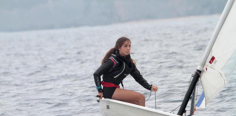 Alicia Simal nueva campeona de Asturias de Laser Radial