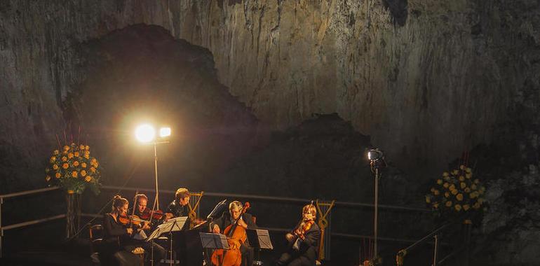 Ribadesella acoge el Festival de Música de Cámara en la Cuevona de Ardines