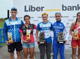 Paula Herrero y Fernando Barroso ganan el Triatlón Santa Olaya