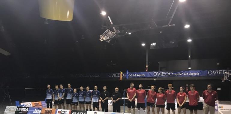 Líderes de División de Honor; Bádminton Oviedo 4-3 Rinconada